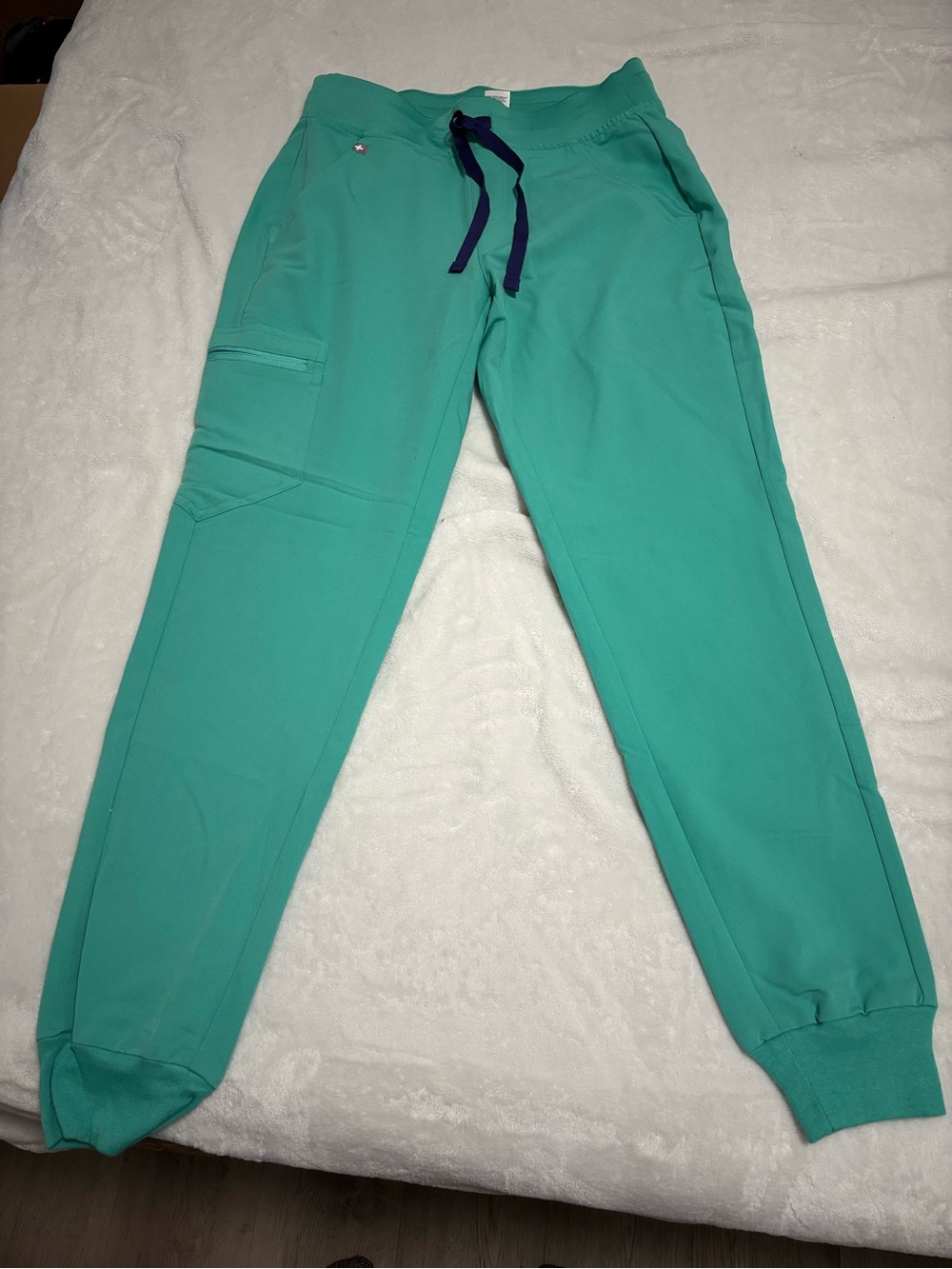 FIGS XS Surgical Green Jogger Scrub Pants